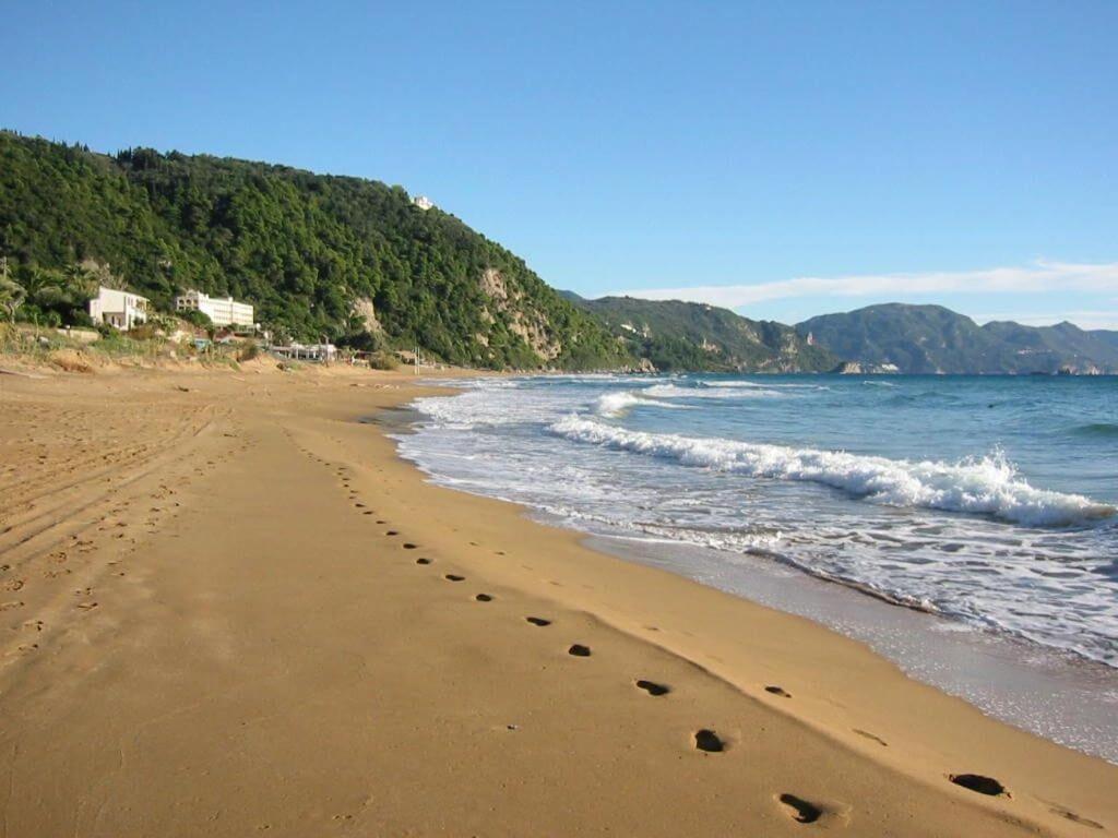 Aurora Apartment Corfu Pelekas Bagian luar foto