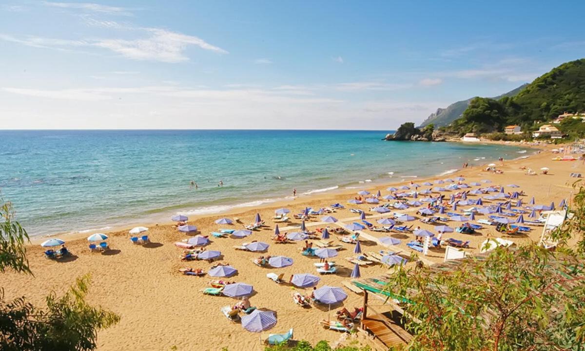 Aurora Apartment Corfu Pelekas Bagian luar foto